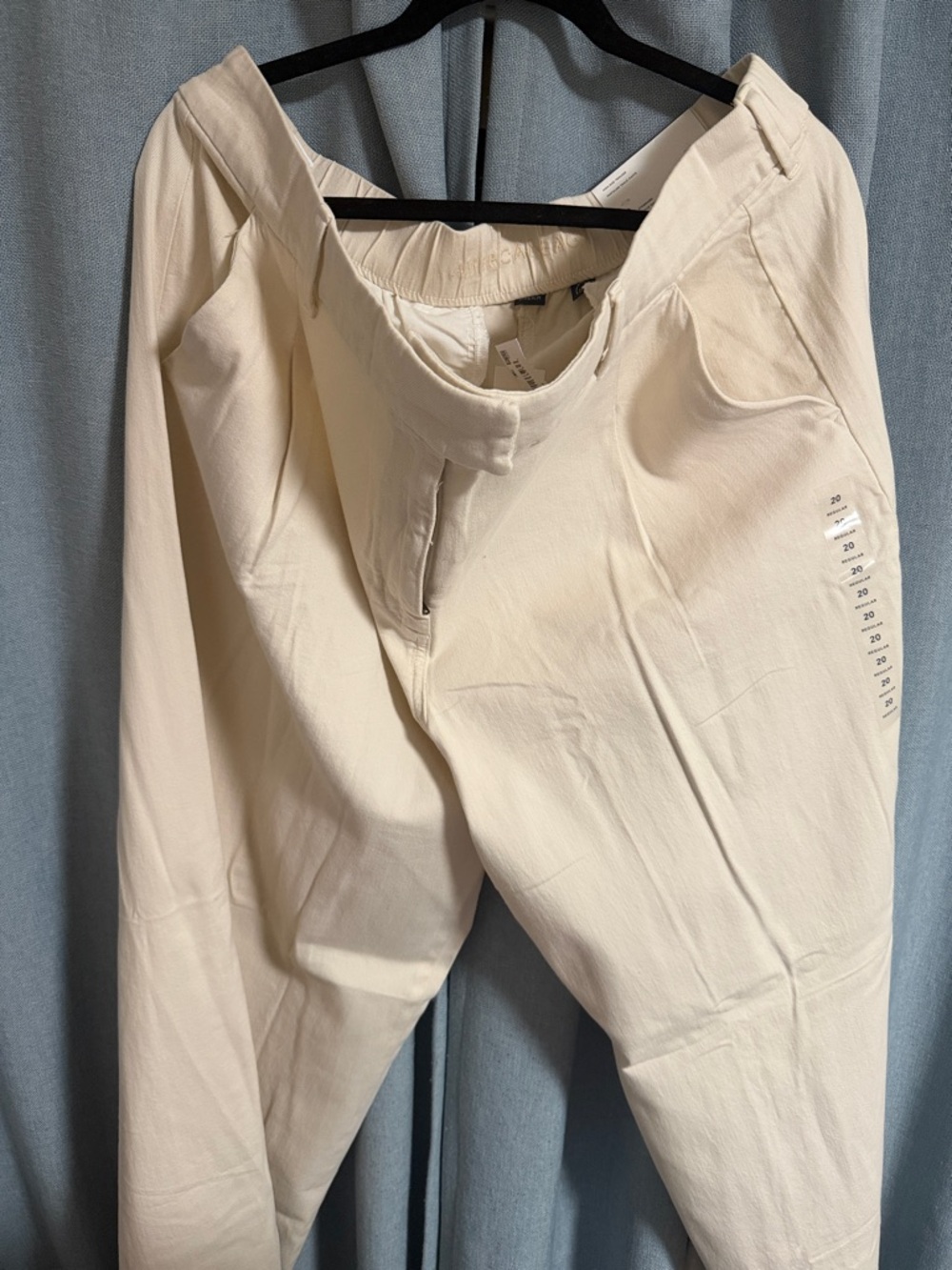 American Eagle Dreamy Drape Stretch Poppy Trouser - size 20 regular (ivory)